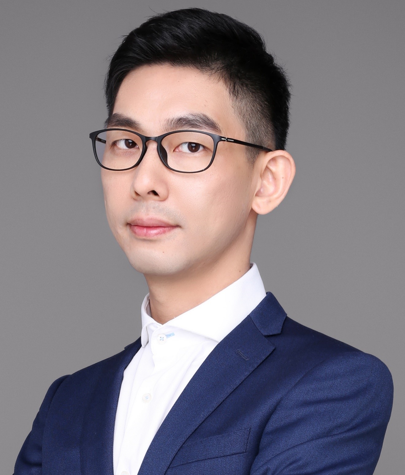 Dr Louis Wong